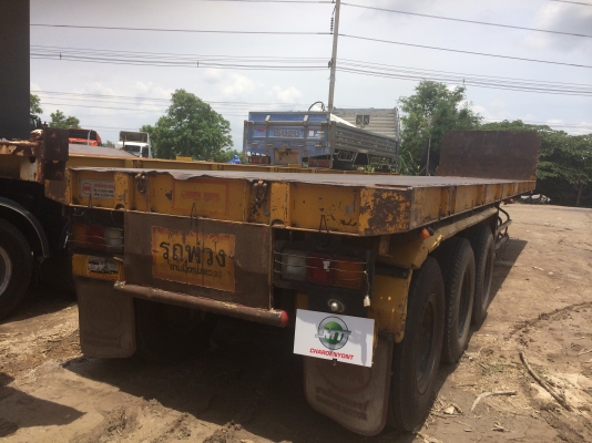 รถกึ่งพ่วง พื้นเรียบ สามมิตร สามเพลา  ปี 50  สภาพสวย พร้อมใช้งาน  สนใจติดต่อเอ็ม ที เจริญยนต์ สาขาปทุมธานี  โทร .081-4948363,081-7361541 ไอดีไลน์ 0814948363      ผู้ขายแจ้งม.79 พร้อมแจ้งย้ายให้ลูกค้า            ยิ