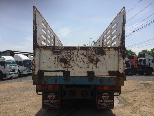 รถสิบล้อกระบะบรรทุก Hino มีข้างเสริม รุ่นFL1J 220 แรงม้า สภาพสวย พร้อมใช้งาน สนใจติดต่อเอ็ม ที เจริญ