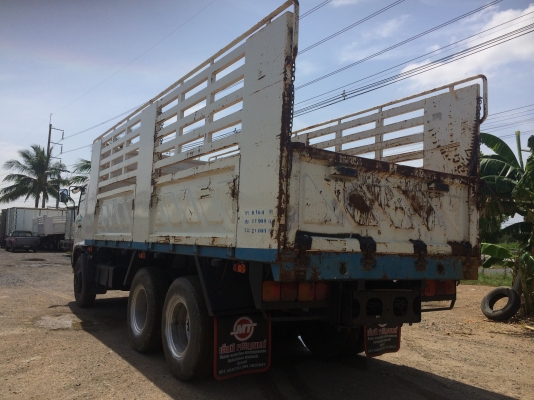 รถสิบล้อกระบะบรรทุก Hino มีข้างเสริม รุ่นFL1J 220 แรงม้า สภาพสวย พร้อมใช้งาน สนใจติดต่อเอ็ม ที เจริญ