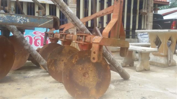 ขาย2ชุดผานสามTTลำนารายณ์และ ผานสาม35-45แรง