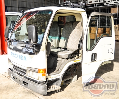 หัวเก๋งรถบรรทุก ISUZU NKR การ์ตูน ประตูสไลด์