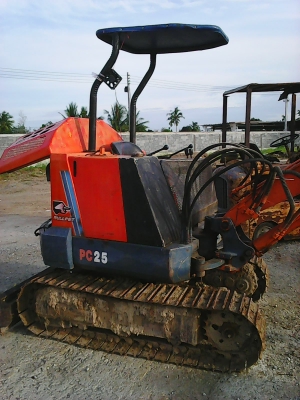 ขายแบ็คโฮ KUBOTA KH-65 ขนาดPC-25 เก่านอก พร้อมใช้งาน