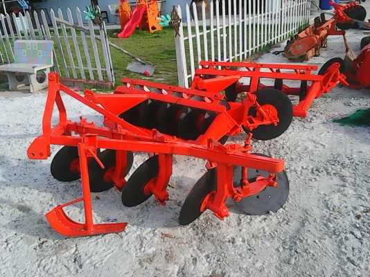 ขายผานรถไถหลายขนาด สนใจสอบถามได้