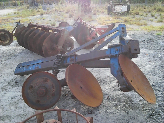 ขายผานรถไถหลายขนาด สนใจสอบถามได้