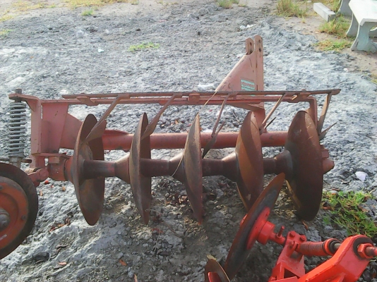 ขายผานรถไถหลายขนาด สนใจสอบถามได้