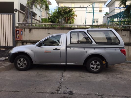 Mitsubishi รุ่น Triton เบนซิน + LPG ปี 2010