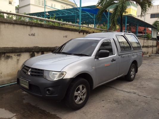 Mitsubishi รุ่น Triton เบนซิน + LPG ปี 2010