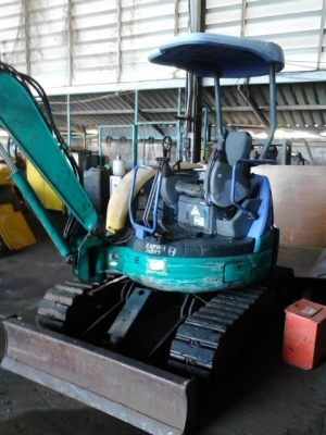 ขายรถแม็คโคร PC30 MR-1 พร้อมหัวกระแทก ขายรถแม็คโคร PC30 MR-1 พร้อมหัวกระแทก