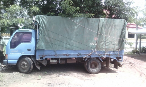 หกล้อ อีซูซุ NPR130แรงโบว์ รถห้างปี45 สภาพสวยพร้อมใช้งาน ทะเบียนพร้อมโอน