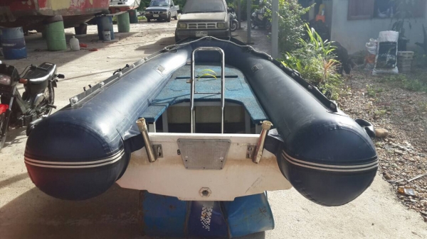 ขายด่วน เรือยาง พร้อมใช้งาน