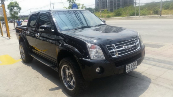 D-MAX ปี 2007 4ประตู ตัวสูง เกียร์ AUTO รถสวยจัด เครื่องวิ่งดี ช่วงล่างดี แอร์เย็น ล้อ MAX สวยๆ ภายในสวย จัดไฟแนนได้ ฟรีดาวน์