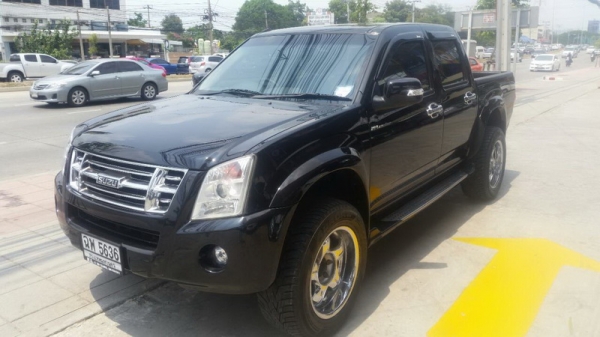 D-MAX ปี 2007 4ประตู ตัวสูง เกียร์ AUTO รถสวยจัด เครื่องวิ่งดี ช่วงล่างดี แอร์เย็น ล้อ MAX สวยๆ ภายในสวย จัดไฟแนนได้ ฟรีดาวน์