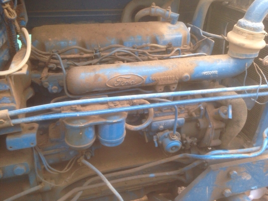 ขายด่วน. รถไถ ford. 6600. พร้อมใช้งาน