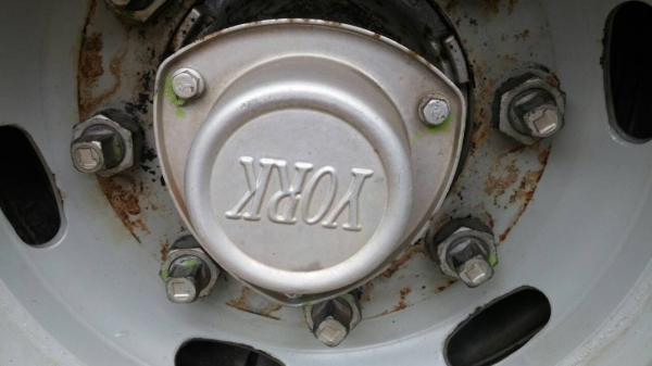 ขายหางก้างปลา 3 เพลาปี 2554 อู่กิจขัย ใช้งานไป 10 เที่ยวราคา 300000