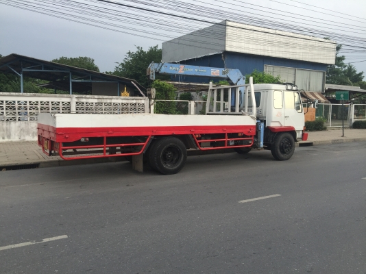 รถบรรทุก6ล้อติดเครนtanado 3.6ตัน เบรคทิฟๆรถปี2005