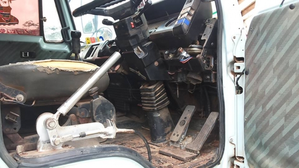 **979,000 บ.ต่อรอง/// 10ล้อ ISUZU ROCKY 240 **ขาย ISUZU ROCKY 240 แรง 10ล้อ2เพลาดั้มเหล็ก สภาพสวย ISUZU ROCKY FXZ23NFYF K 6SD1-240HP (จดใหม่ปี46) หัวขาวทำฟ้า เครื่องเดิม เกียร์เดิม เครื่องดี แน่น แรง ไม่เยิ้ม เกียร์ดีไม่มีหลุดครับ ช่วงล่างเดิม คัสซีใหญ่ ส **979,000 บ.ต่อรอง/// 10ล้อ ISUZU ROCKY 240 **ขาย ISUZU ROCKY 240 แรง 10ล้อ2เพลาดั้มเหล็ก สภาพสวย ISUZU ROCKY FXZ23NFYF K 6SD1-240HP (จดใหม่ปี46) หัวขาวทำฟ้า เครื่องเดิม เกียร์เดิม เครื่องดี แน่น แรง ไม่เยิ้ม เกียร์ดีไม่มีหลุดครับ ช่วงล่างเดิม คัสซีใหญ่ ส