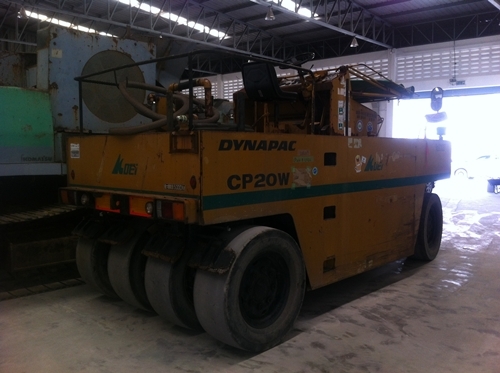 นำเข้าเครื่องจักรกลหนักมือ 2 จากต่างประเทศ Tel.098-858-5524 สามภพ ครับ