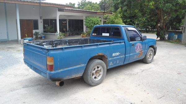 มิตรซูมิชิ L 200 เครื่องดี คัชซีสวยๆครับ ชุดแอร์ ครบๆ จดทะเบียนปี 37