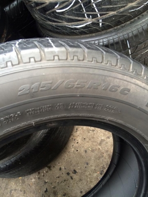 ขายยางกะบะขอบ 16"215/65R16  ปี 12 Michelin สภาพสวยๆ 4 เส้น ขาย 4,800 บาท