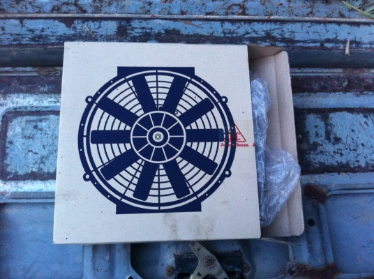 ขายพัดลมไฟฟ้า ขนาด10นิ้ว10ใบราคา 650_พร้อมส่ง ขายพัดลมไฟฟ้า ขนาด10นิ้ว10ใบราคา 650_พร้อมส่ง