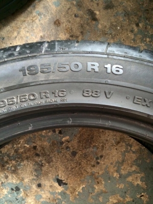 ขายยาง 16" 195/50R16 ยางปี12 Continental สภาพสวยๆ4เส้นขาย 2,000บาท สนใจโทรสอบถามได้ที่ 062-121-9299 / 088-022-3848