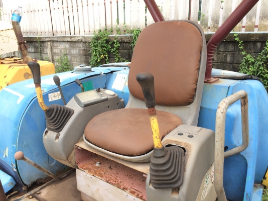 รถแมคโค PC35R-8 มือสองนอก