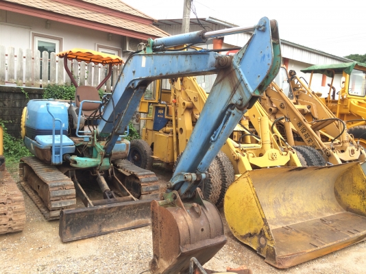 รถแมคโค PC35R-8 มือสองนอก