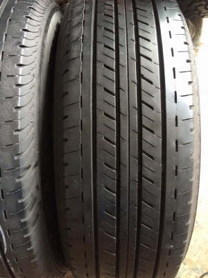 ขายยางกะบะขอบ 15" 215-70R15 ปี 13 Bridgestone Duravis สวยๆ4เส้น ขาย 3,500 บาท