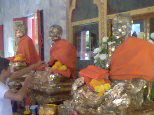 ขาย แพหลังทั้งชุด+เกียร์ ISUZUโรโบค๊อป300 HP FVZ เบรคแห้ง ขาย380,000บาท ติดต่อ 0818587114 (ประเพียด)