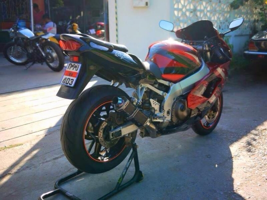 ขาย Kawasaki Zx9 900cc พร้อมทะเบียน