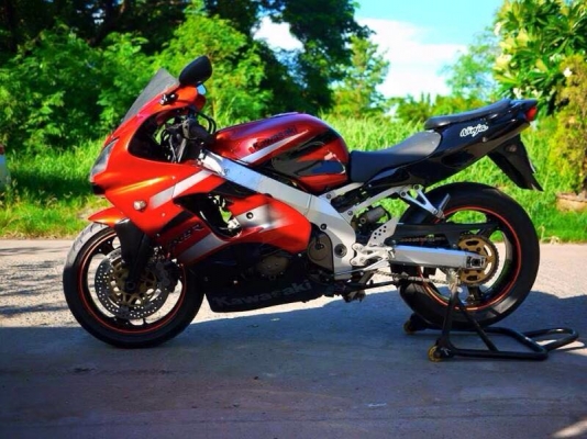 ขาย Kawasaki Zx9 900cc พร้อมทะเบียน