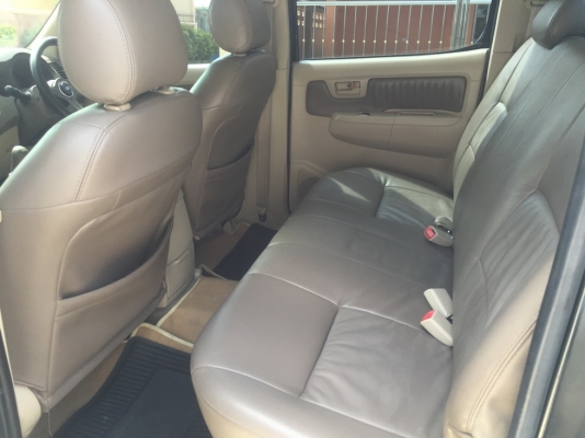 ขาย VIGO PRERUNNER 4 ประตู หน้าCHAMP รถมือเดียวสภาพดีครับ