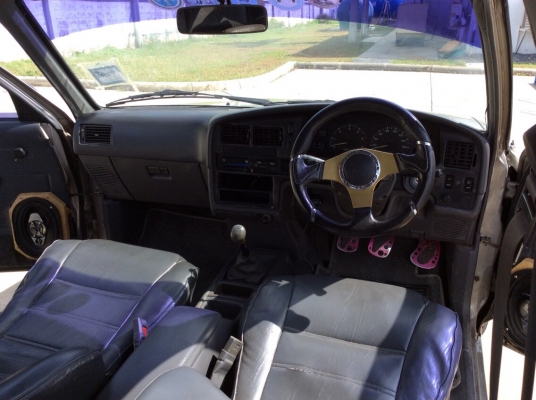 ขายรถไมตี้เอ็กแวน ปี91 เครื่อง 2L เทอร์โบ เกียร์ธรรมดา เพาเวอร์ เบาะหนังไม่ขาด แอร์หน้า-หลัง ตัวถังเดิมๆคานหน้าเดิมห้องเครื่องเดิม สีมีริ้วรอย คัสซีดี แม็ก15" เครื่องแน่นๆเกียร์แน่น ช่วงล่างดี รถขับดีเลยครับ พร้อมใช้งานได้เลยครับ