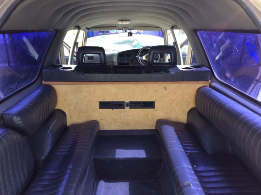 ขายรถไมตี้เอ็กแวน ปี91 เครื่อง 2L เทอร์โบ เกียร์ธรรมดา เพาเวอร์ เบาะหนังไม่ขาด แอร์หน้า-หลัง ตัวถังเดิมๆคานหน้าเดิมห้องเครื่องเดิม สีมีริ้วรอย คัสซีดี แม็ก15" เครื่องแน่นๆเกียร์แน่น ช่วงล่างดี รถขับดีเลยครับ พร้อมใช้งานได้เลยครับ