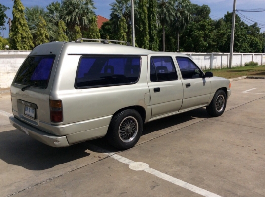 ขายรถไมตี้เอ็กแวน ปี91 เครื่อง 2L เทอร์โบ เกียร์ธรรมดา เพาเวอร์ เบาะหนังไม่ขาด แอร์หน้า-หลัง ตัวถังเดิมๆคานหน้าเดิมห้องเครื่องเดิม สีมีริ้วรอย คัสซีดี แม็ก15" เครื่องแน่นๆเกียร์แน่น ช่วงล่างดี รถขับดีเลยครับ พร้อมใช้งานได้เลยครับ