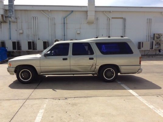 ขายรถไมตี้เอ็กแวน ปี91 เครื่อง 2L เทอร์โบ เกียร์ธรรมดา เพาเวอร์ เบาะหนังไม่ขาด แอร์หน้า-หลัง ตัวถังเดิมๆคานหน้าเดิมห้องเครื่องเดิม สีมีริ้วรอย คัสซีดี แม็ก15" เครื่องแน่นๆเกียร์แน่น ช่วงล่างดี รถขับดีเลยครับ พร้อมใช้งานได้เลยครับ