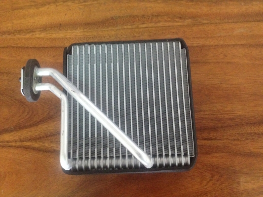 ขาย ตู้แอร์ ดีแม็ก 1400 ค่าส่ง 50 ทั่วไทยครับ