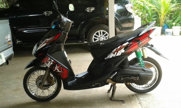 มีโอไฟหน้า 2 ตา ปี 53 มีโอไฟหน้า 2 ตา ปี 53