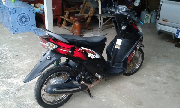 มีโอไฟหน้า 2 ตา ปี 53 มีโอไฟหน้า 2 ตา ปี 53