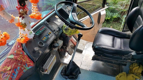 ต้องการขายรถบัส