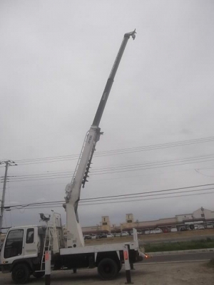 รถเจาะสว่าน DECA D706