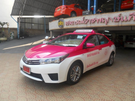 ดาวน์แท็กซี่ป้ายแดงตัวใหม่(2014) 30,000-50,000บาทออกรถได้เลยเอกสารไม่ยุ่งยาก