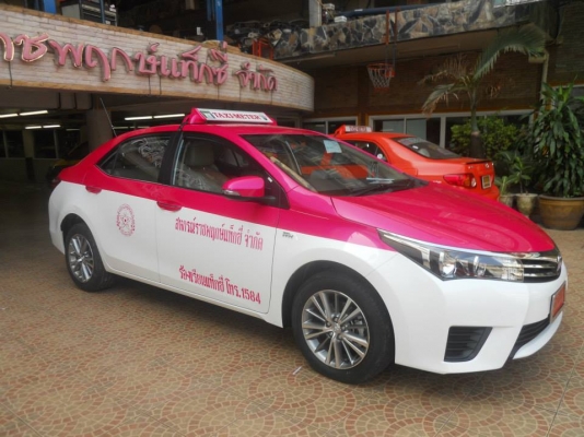 ดาวน์แท็กซี่ป้ายแดงตัวใหม่(2014) 30,000-50,000บาทออกรถได้เลยเอกสารไม่ยุ่งยาก
