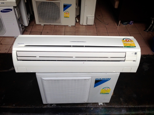 **** ขายแอร์ DAIKIN 13000 BTU สภาพสวย ****