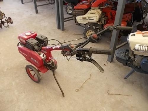 รถพรวนดินเดินตาม   HONDA   F401   รหัสสินค้า : 80802763 Line ID: nihonmono หรือเพิ่มเติมไดที่ www.nihonmono.com