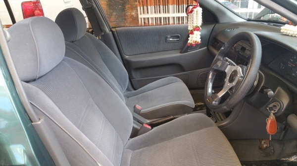 นิสสันบลูเบิร์ด SSS เครื่องเดิม2.0 เกียร์ออโต้ แอร์เย็น รถสวยพร้อมใช้