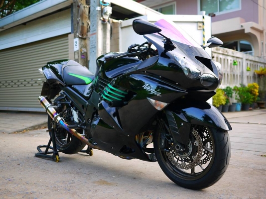 ขาย Kawasaki zx14 ปี 2008 พร้อมทะเบียนแท้ สภาพหล่อๆ ขาย Kawasaki zx14 ปี 2008 พร้อมทะเบียนแท้ สภาพหล่อๆ