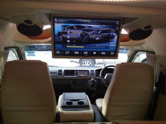 โทร 0922726669 คุณตันหยงค่ะ รถตู้ดีเซลล์. แต่งวีไอพี. แอร์ไมโครบัส. กล้องส่องหลัง. ทีวีขนาดยักษ์จอสไลด์. ล้อแม็ค. สวยจัดครบเซ็ต.  ปี. 2012