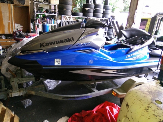 Kawasski Ultra 250x