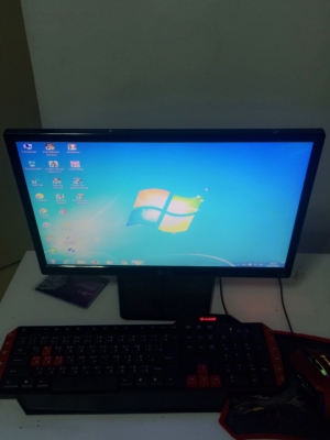 หน้าจอคอมพิวเตอร์ LED LG 20 นิ้ว